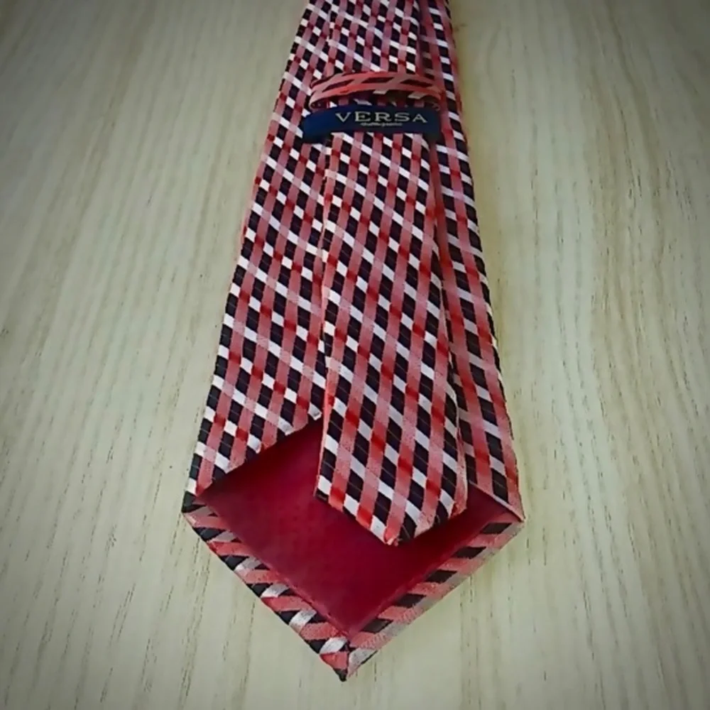 Versa Red & Brown Silk Tie